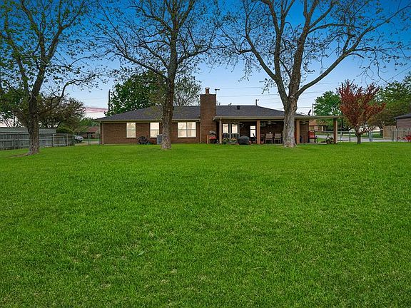 4th image of 2909 S Rolling Hill Dr