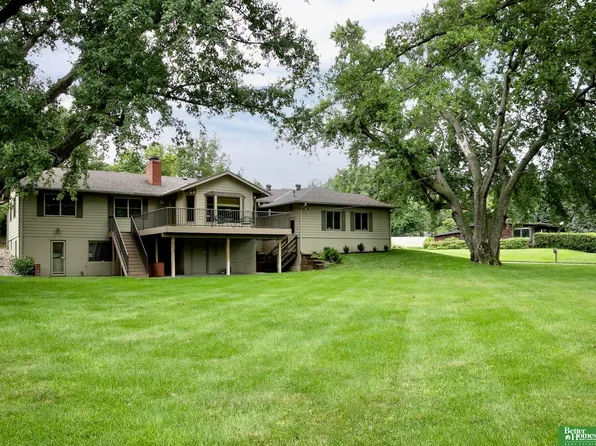 1705 S 116th St, Omaha, NE 68144