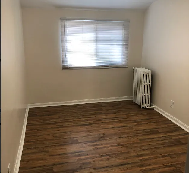 3225 S Green St — Photo 4