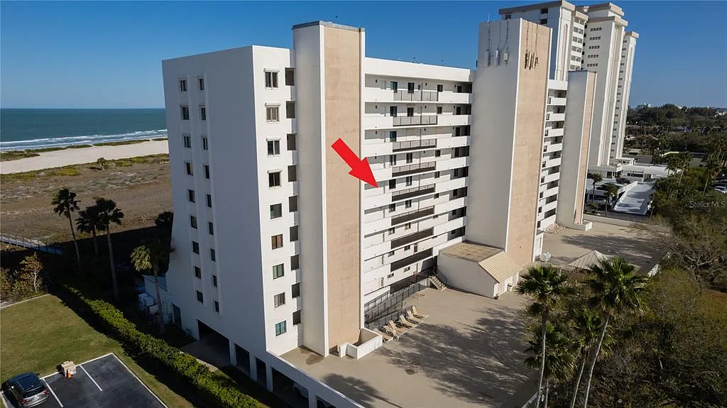 2 bed, 2.0 bath, 1265 sqft, $4,500 — Photo 3