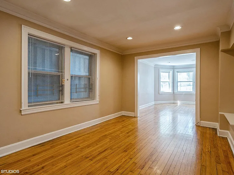 3337 N Kenmore Ave #GDN — Photo 4