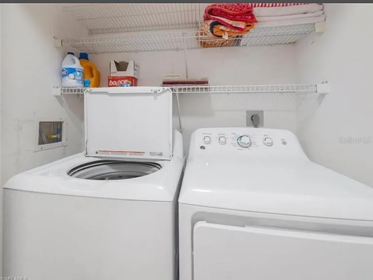1044 Woodshire Ln #B211 — Photo 36