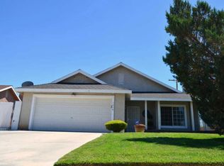 1474 Richfield Ave, Rosamond, CA 93560