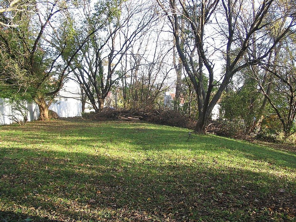 1/2 acre of land