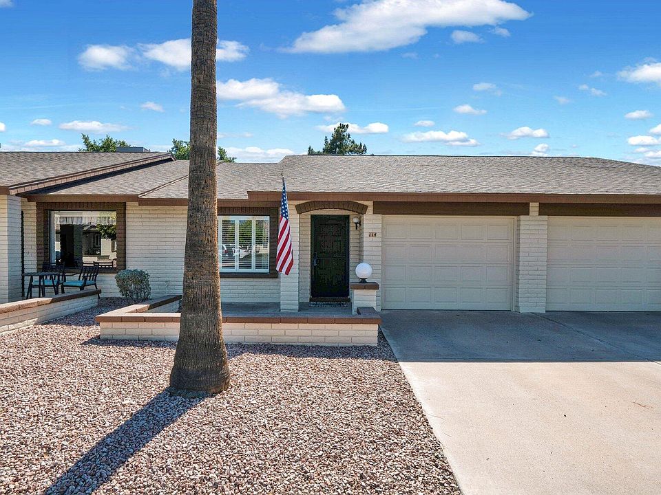 Sunland Village East Garden Condominiums 2064 S Farnsworth Dr Mesa AZ