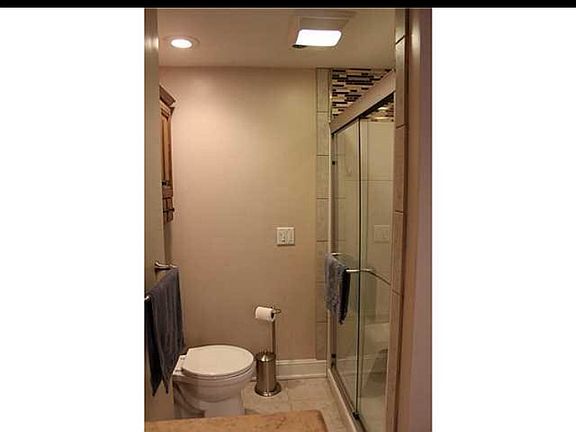 5th image of 424 N Brunell St