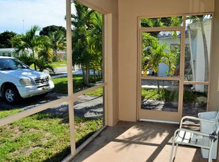 2715 Adams St, Hollywood, FL 33020