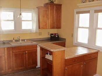 3rd image of 6128 W Richmond Ave