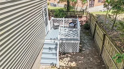 6195 Richmond Rd — Photo 28