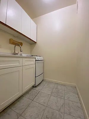 Rented by Brown Harris Stevens | media 11