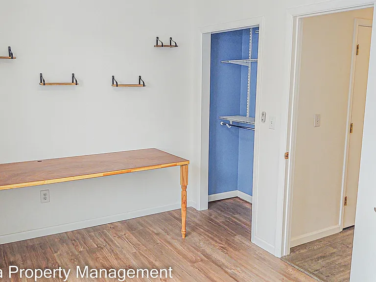 2181 Amity Ln — Photo 8
