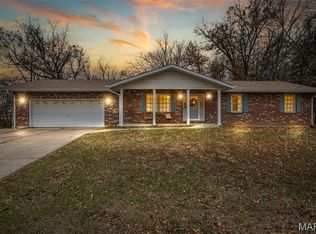 955 Cedar Ln, Sainte Genevieve, MO 63670