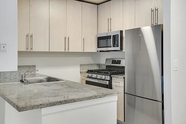 Rented by Gotham Organization | media 21