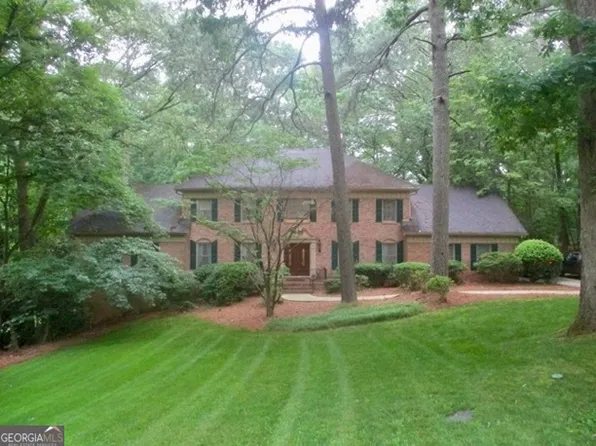 8140 Habersham Waters Rd, Sandy Springs, GA 30350