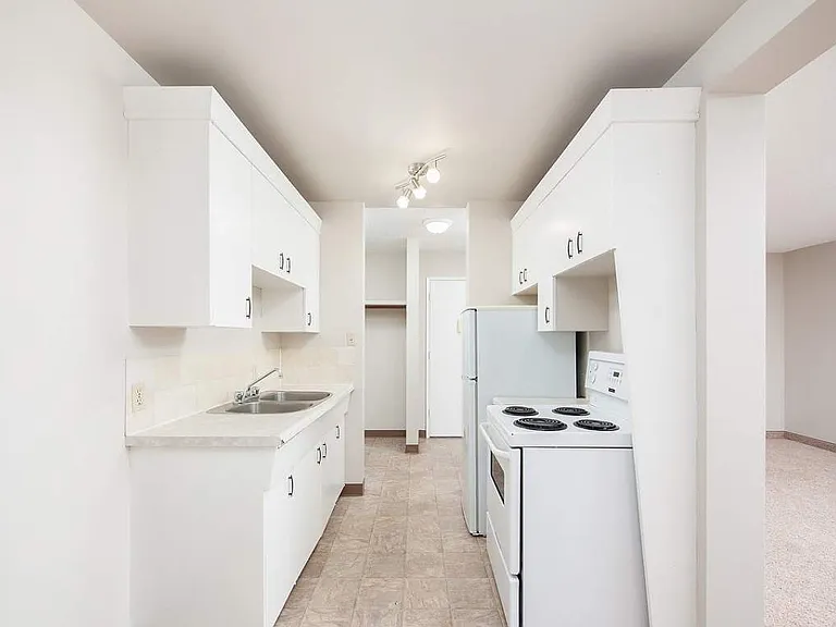 10950 83rd St NW — Photo 25