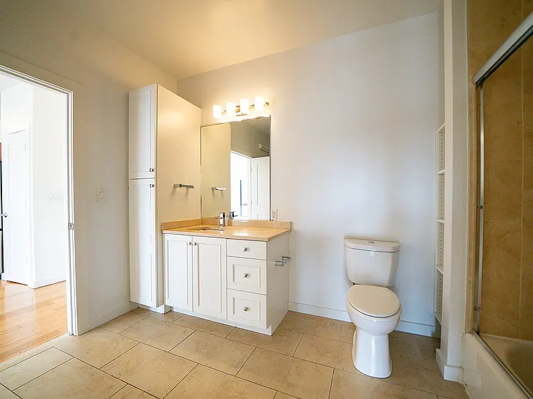 13 Aberdeen St #402J — Photo 10