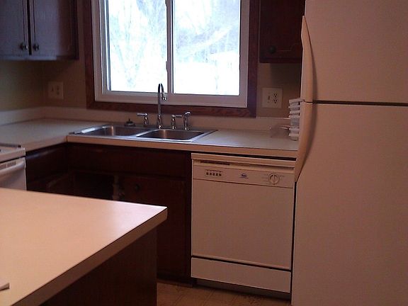 4th image of 1247 Cedarwood Pl