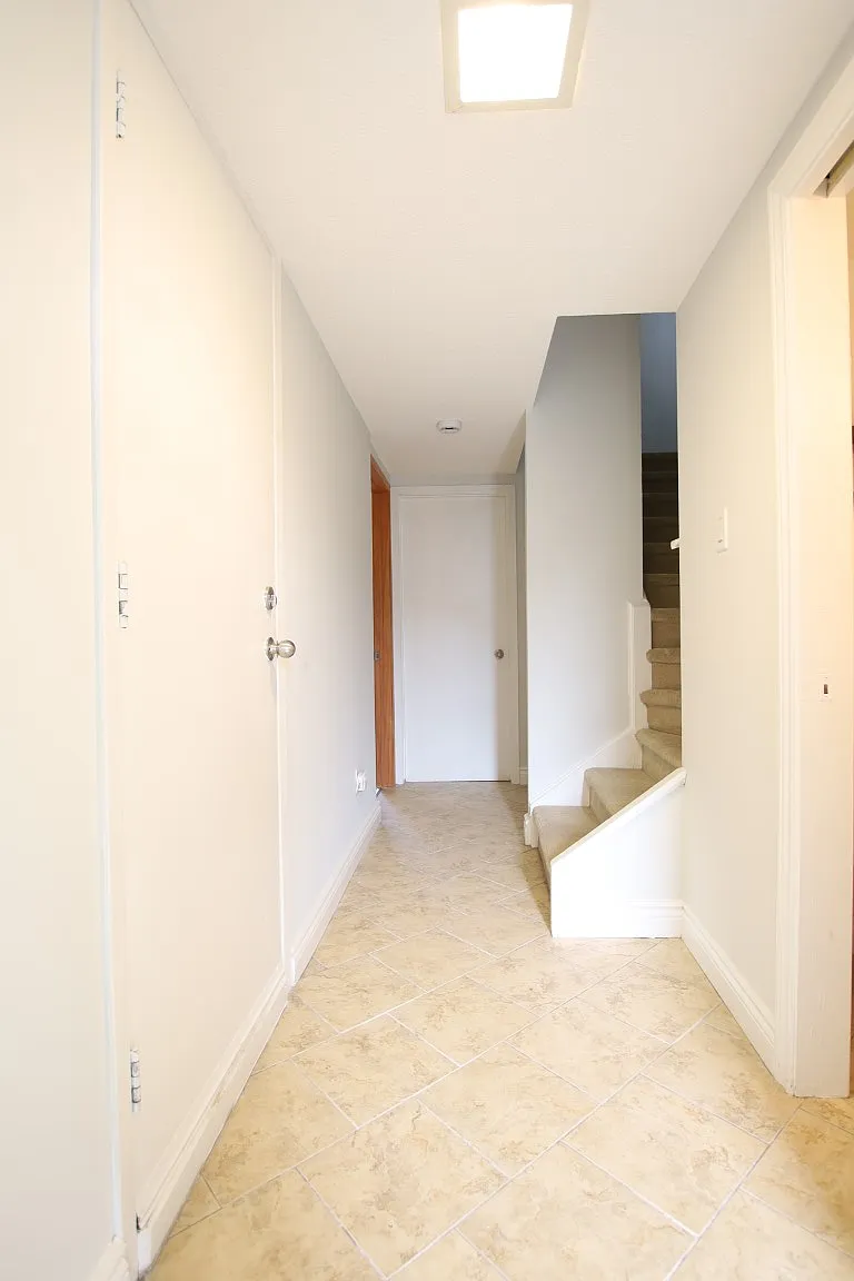296C Dalehurst — Photo 3
