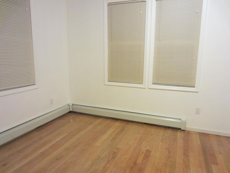1st image of 9517 24th Ave #2FL