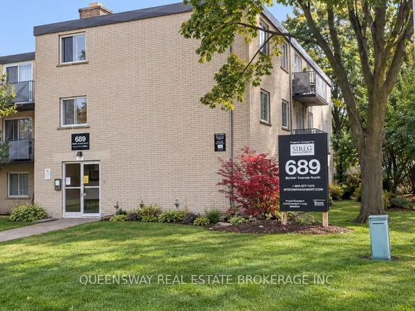 689 Barber Ave N #5, North Perth, ON N4W 1S4