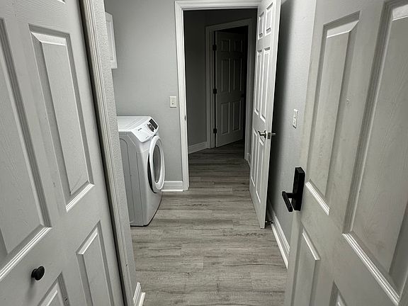 2nd image of 322 Elderberry Ct