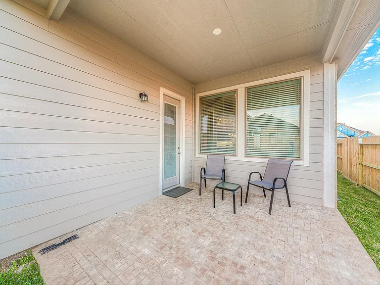 8710 Crossing Oak Ln — Photo 23