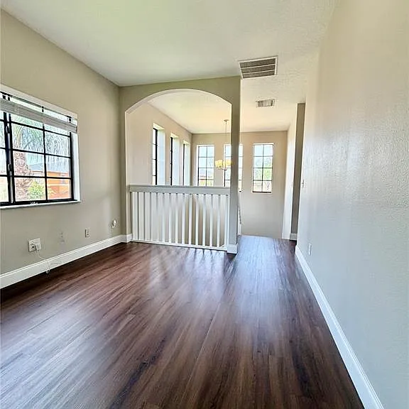 1050 Blackwater Dr — Photo 30