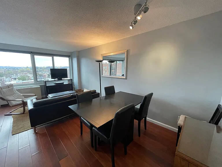 1330 New Hampshire Ave NW #817 — Photo 4