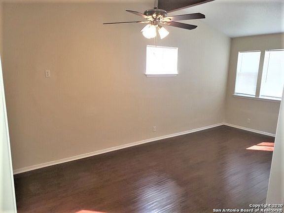 5th image of 4266 Seabrook Dr