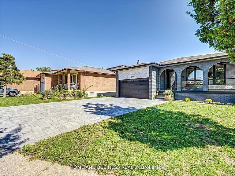 470 Louis Dr #MIDDLE — Photo 1