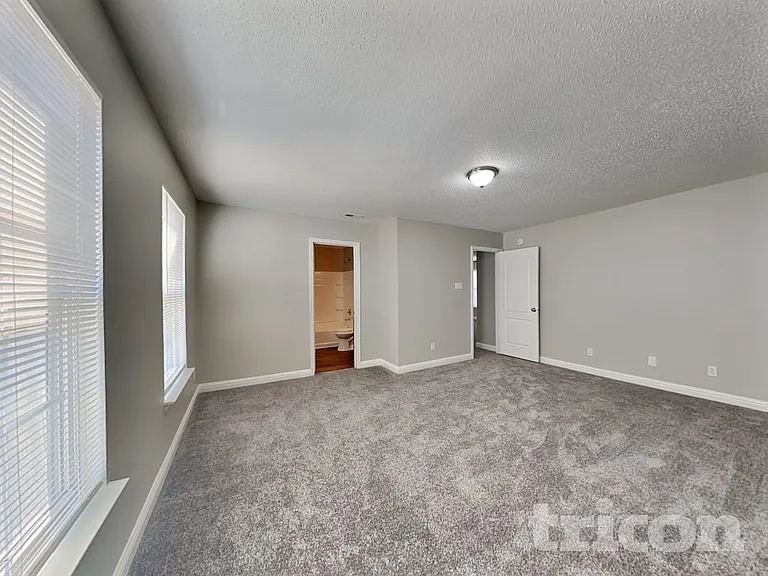 1840 Blackmore Dr — Photo 7