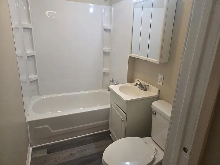 245 S Randolph St — Photo 10
