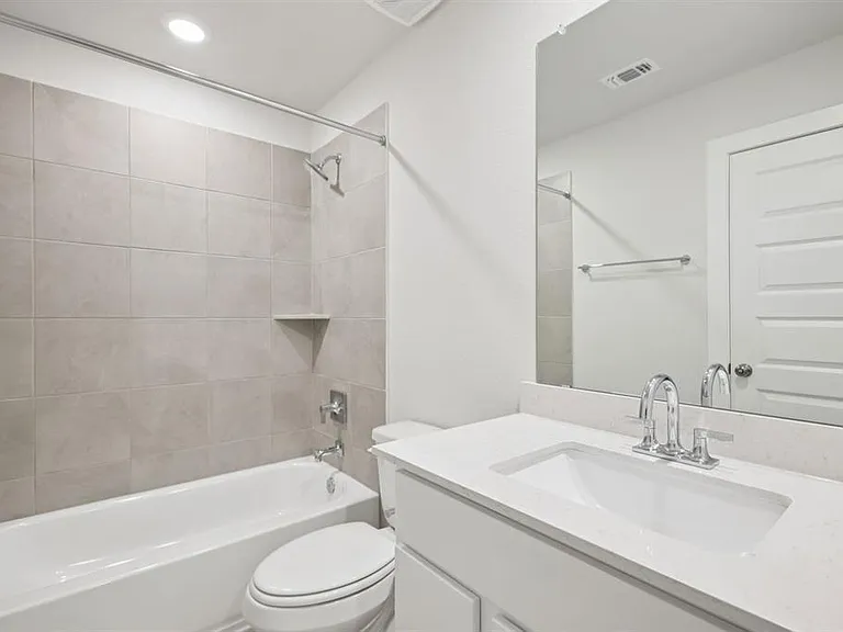 2058 Alice Jay Way — Photo 15