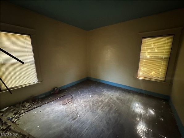 cleveland-ohio-33393762 picture