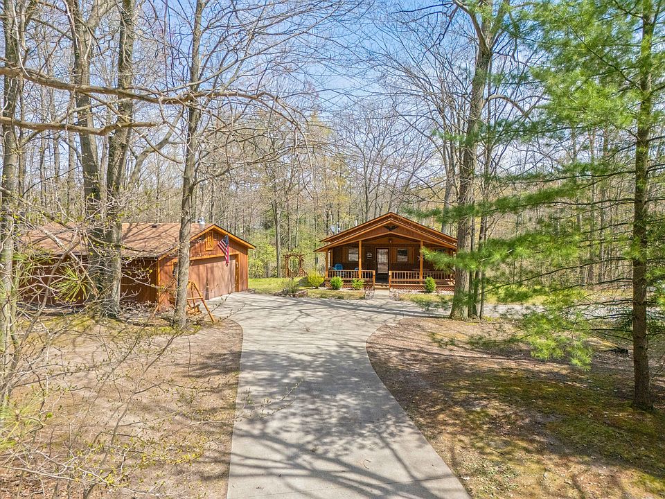 1st image of 1541 Maple Point Rd