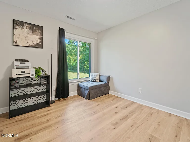 420 Ridge Rd — Photo 16