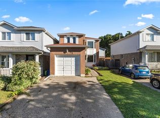 732 Bennett Cres, Oshawa, ON L1K 1T6