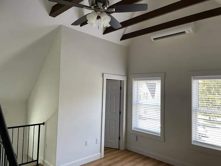 135 Whipple Rd — Photo 5