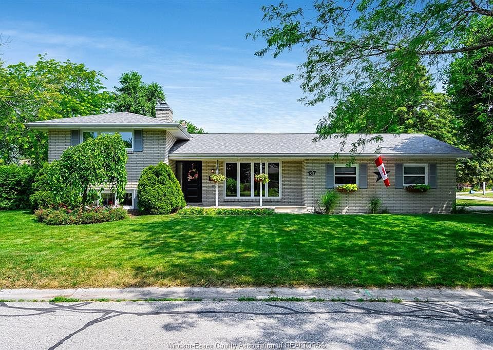 1st image of 137 McCallum Dr