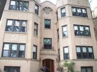 2712 W Greenleaf Ave APT C, Chicago, IL