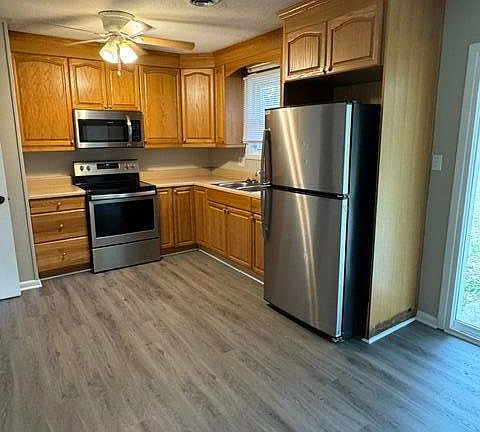 2nd image of 2232 Cassell Street