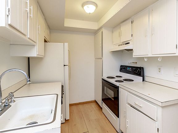 5th image of 3320 S Ainsworth Ave #Lib-4