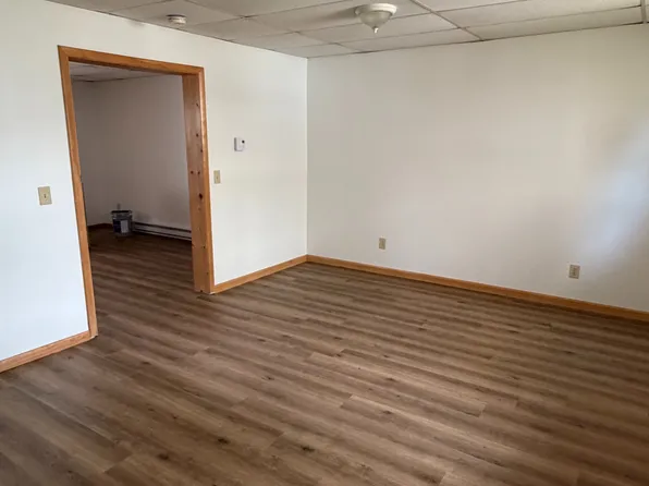 67 Main St #A, Stamford, NY 12167