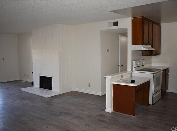 3rd image of 23617 Golden Springs Dr #K-2