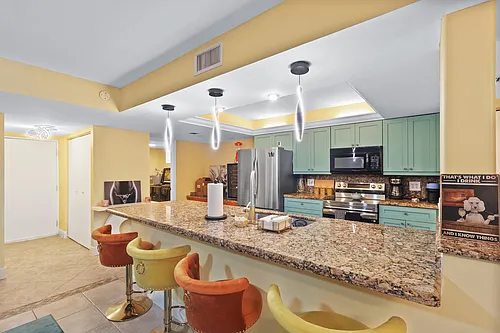 500 Egret Cir #8208 Photo 1