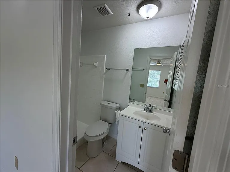 850 E Lime St #7 — Photo 30