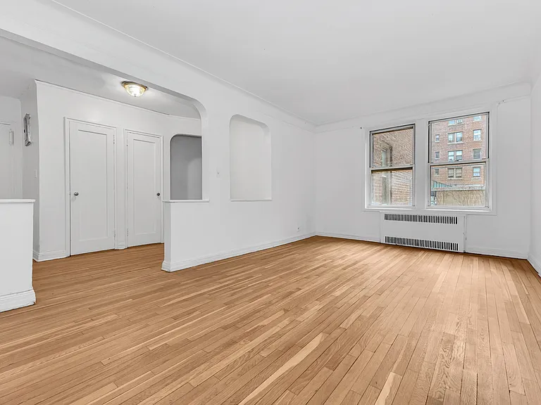 83-57 118th St #1L — Photo 1