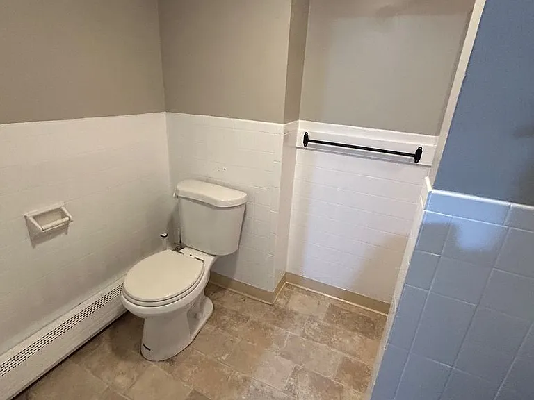 48 Port Norfolk St #1B — Photo 14