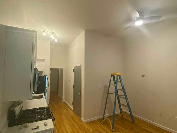 3rd image of 372 5th Ave #2BB