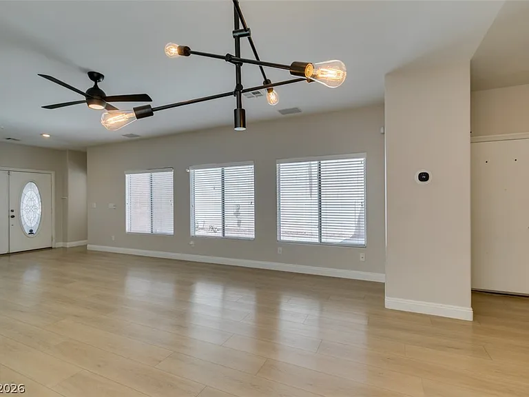 8909 Houston Ridge Ave — Photo 13